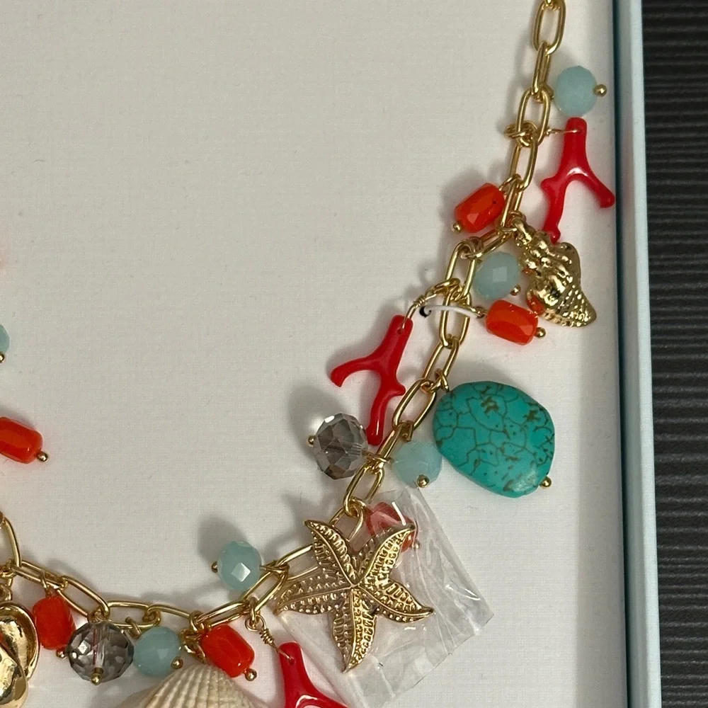 House of Harlow 1960 Gold Necklace with Shell Charms - Picture 5 of 7